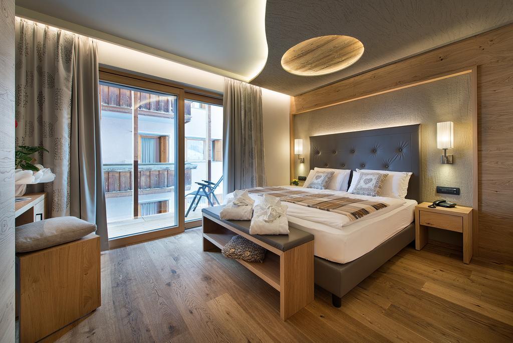 Hotel Roberta Alpine Adults Only Livigno Extérieur photo