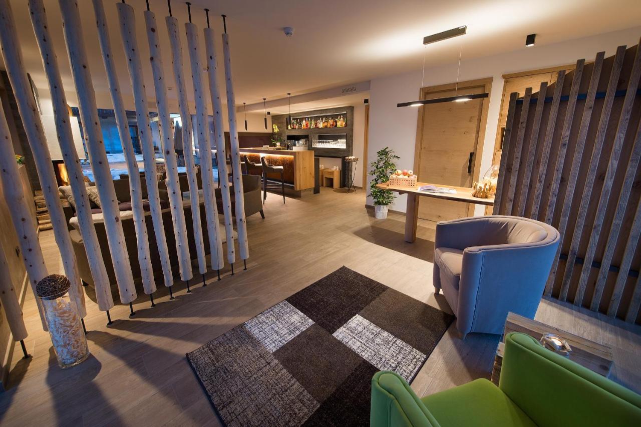 Hotel Roberta Alpine Adults Only Livigno Extérieur photo